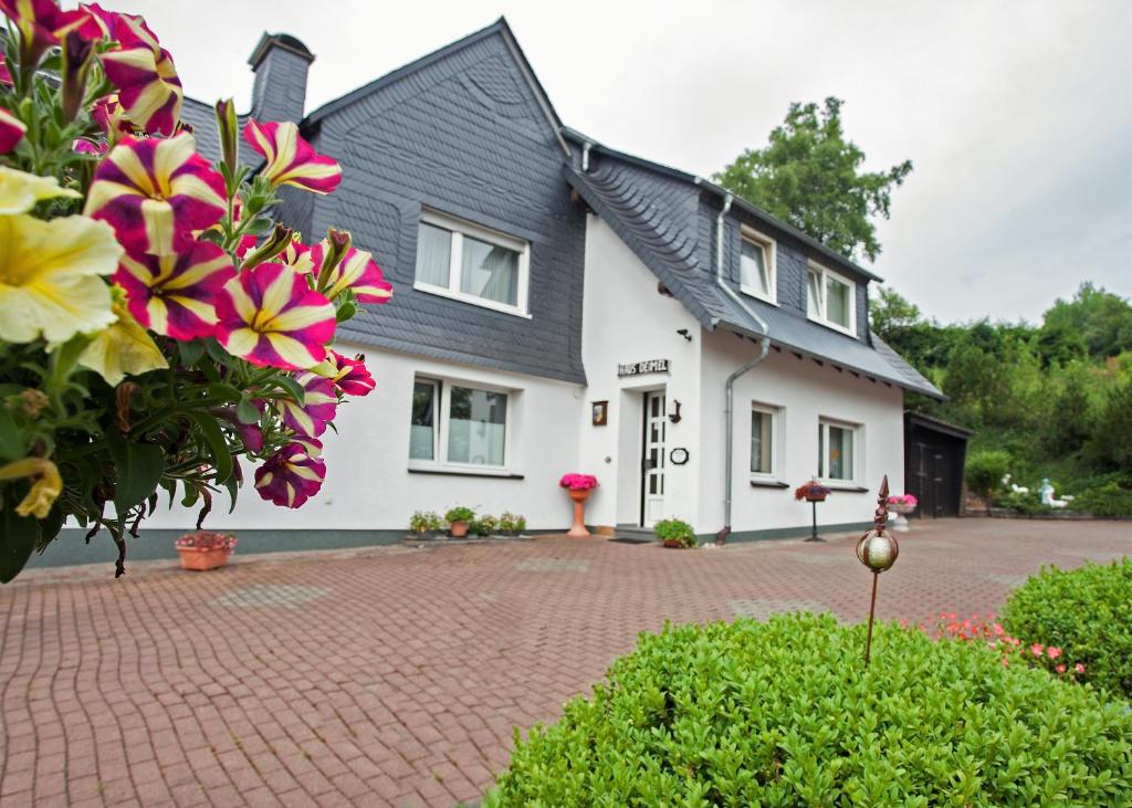 Haus Deimel room 1